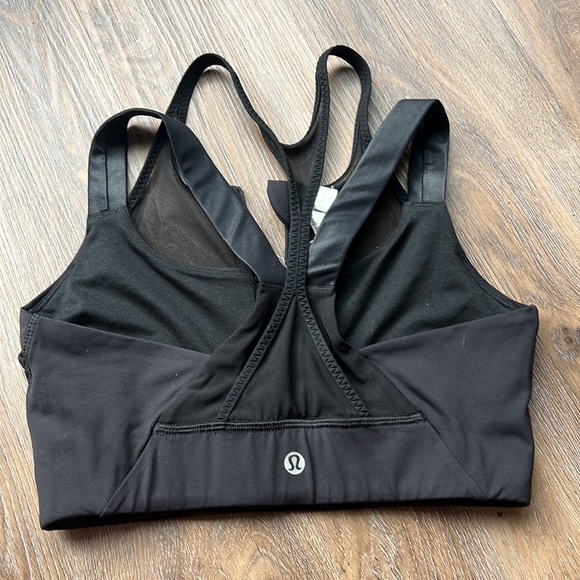 lululemon sports bra - Picture 2 of 4